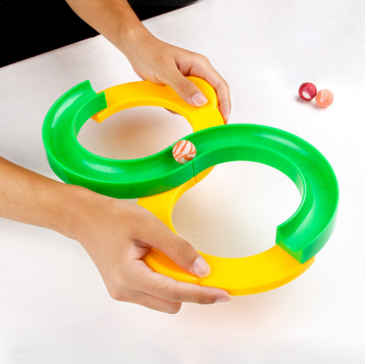 OrbitBall | Mantén la Pelota en Movimiento - Juego de Pista Infinita