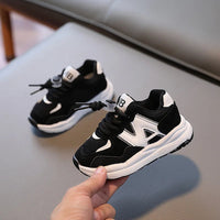 Thumbnail for Black N Style Trainers | Ademend, duurzaam, kinderschoenen 3+ – Vrijheid om te spelen in stijl 0