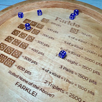 Thumbnail for Houten Farkle Dobbelspel Tray met Gegraveerde Score Tabel en 6 Dobbelstenen voor Gezellige Spelavonden 3