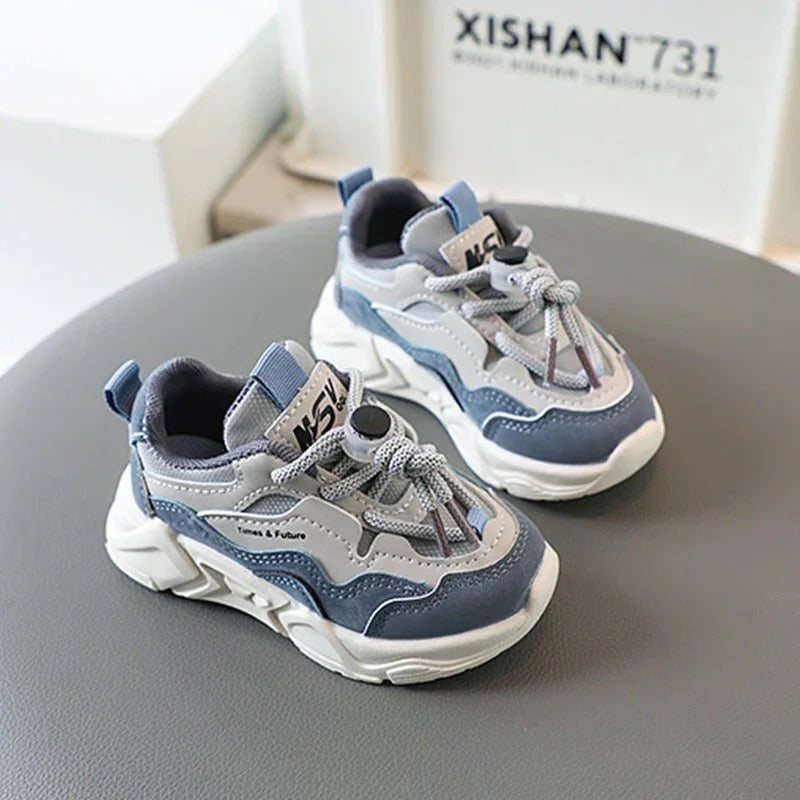 Kindersneakers Maat 21-28 – Ademend Mesh, Lichtgewicht Anti-Slip Sportschoenen voor Jongens en Meisjes 3