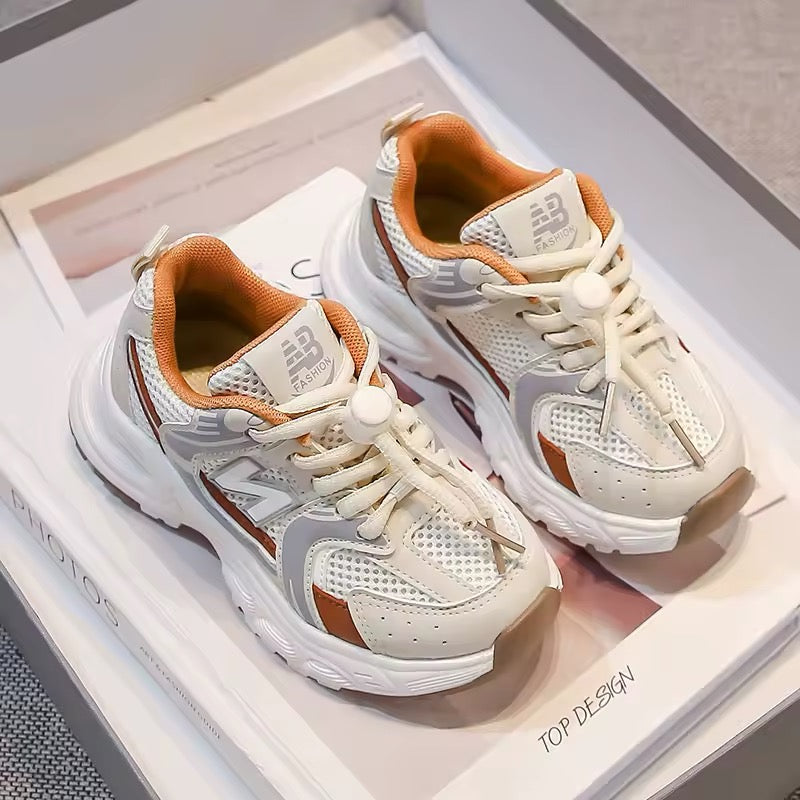 Lichtgewicht Vetersloze Kindersneakers – Oranje – Maat 26-33 – Ademend en Comfortabel voor Actieve Kinderen 1