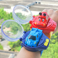 Thumbnail for SpeedyWrist | Rennen um dein Handgelenk - Mini RC Auto mit Uhrenfernbedienung